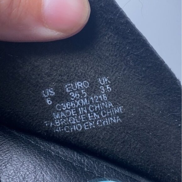 Black Leather Kelsi Dagger Womens Slip-On Loafers Size 6 Stylish & Comfortable - Picture 8 of 8